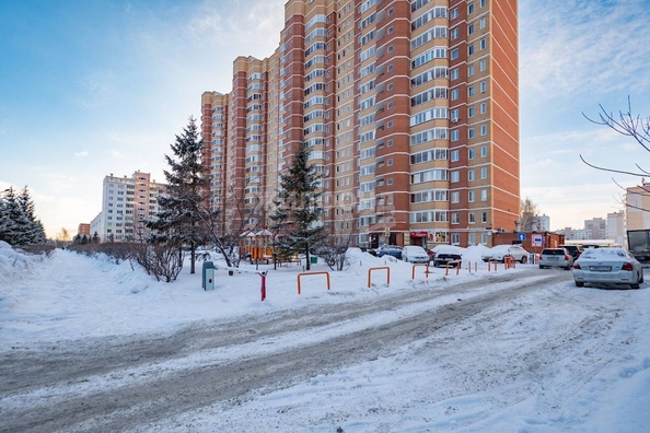 
   Продам 1-комнатную, 33.4 м², Краузе ул, 17

. Фото 2.