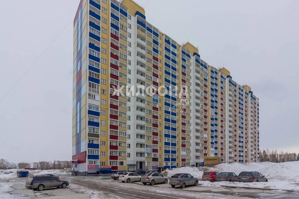 
   Продам 2-комнатную, 42.7 м², Твардовского ул, 22/3

. Фото 2.