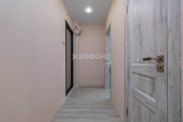 
   Продам 2-комнатную, 42.5 м², Михаила Перевозчикова ул, 10

. Фото 15.