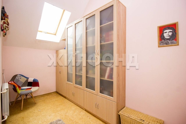 
   Продам 3-комнатную, 91 м², Зеленый Бор мкр, 7

. Фото 19.