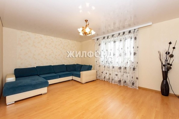 
   Продам 3-комнатную, 80 м², Тюленина ул, 12

. Фото 19.