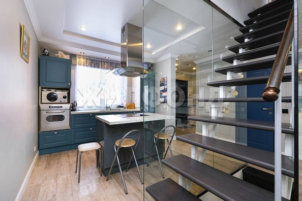 
   Продам 3-комнатную, 153.9 м², Центральная аллея (Уютный мкр.) ул, 22

. Фото 5.