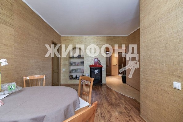 
   Продам 4-комнатную, 86.3 м², Серафимовича ул, 1/1

. Фото 7.