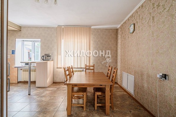 
   Продам дом, 290.1 м², Новосибирск

. Фото 25.
