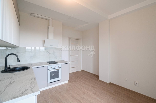 
   Продам 1-комнатную, 45.7 м², Междуреченская ул, 3

. Фото 4.