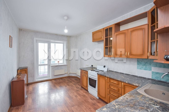
  Продается 1-комн. квартира, 41.3 м², Ельцовская ул, д. 37
. Фото 2.