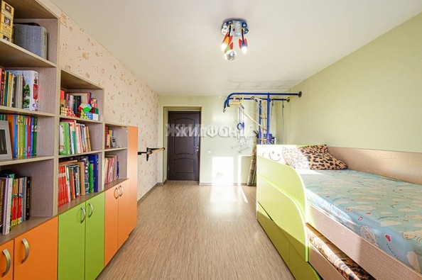 
   Продам 2-комнатную, 77.9 м², Ключ-Камышенское Плато ул, 12

. Фото 18.
