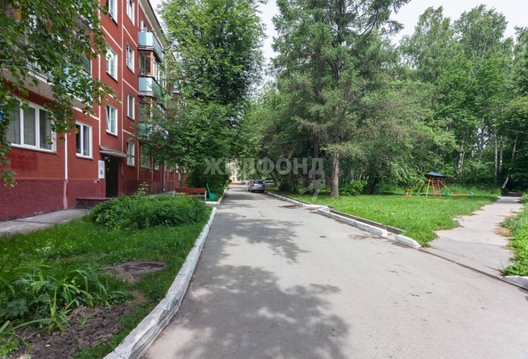 
   Продам 3-комнатную, 57.7 м², Академическая ул, 13

. Фото 4.