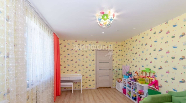 
   Продам 3-комнатную, 69.6 м², Ясный Берег ул, 10

. Фото 6.