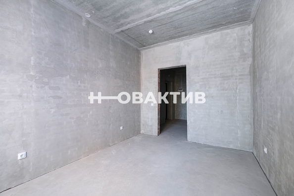 
   Продам 4-комнатную, 80 м², Фабричная ул, 65/3

. Фото 12.