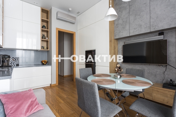 
   Продам 3-комнатную, 61 м², Сибревкома ул, 9

. Фото 13.