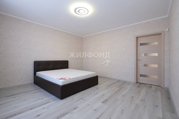 
   Продам 3-комнатную, 86 м², Николая Сотникова ул, 16

. Фото 3.