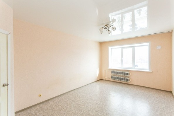 
   Продам 1-комнатную, 40.2 м², Фламинго ул, 19

. Фото 6.