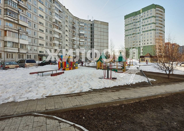 
   Продам 2-комнатную, 59.9 м², Новая Заря ул, 9

. Фото 24.