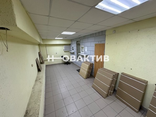 
   Продам торговое помещение, 263 м², Богдана Хмельницкого ул, 72

. Фото 8.