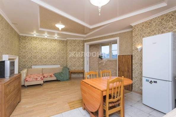 
   Продам 2-комнатную, 50.5 м², Галущака ул, 17

. Фото 4.