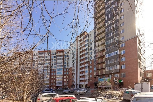 
   Продам 4-комнатную, 202.1 м², Серебренниковская ул, 4/1

. Фото 4.