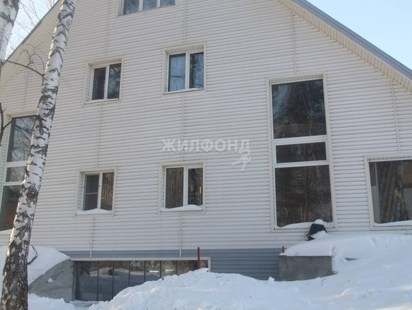 
   Продам дом, 445.1 м², Кольцово

. Фото 3.