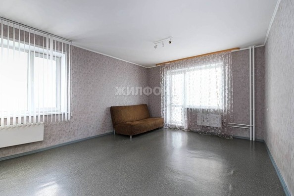 
   Продам 2-комнатную, 55 м², Виталия Потылицына ул, 11/3

. Фото 2.