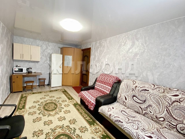 
   Продам секционку, 17.2 м², Каменская ул, 26

. Фото 4.