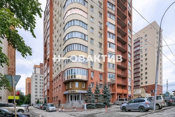 
   Продам 4-комнатную, 126.8 м², Бориса Богаткова ул, 65

. Фото 50.
