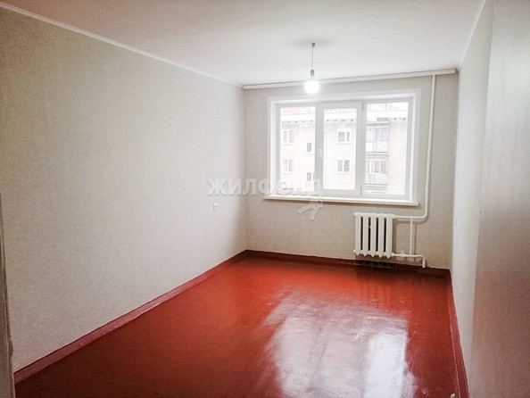 
   Продам 2-комнатную, 44 м², Немировича-Данченко ул, 4/3

. Фото 1.