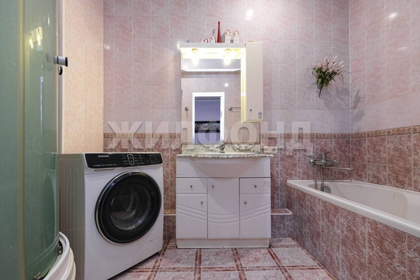 
   Продам 3-комнатную, 117.2 м², Октябрьская ул, 81

. Фото 22.
