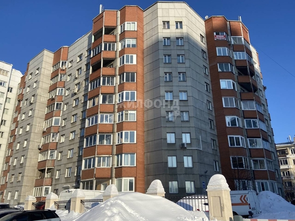 
   Продам 3-комнатную, 95.7 м², Ленинградская ул, 101/1

. Фото 2.