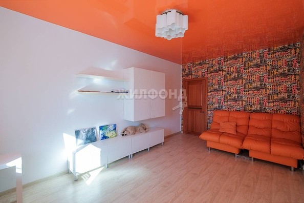 
   Продам 3-комнатную, 117 м², Красный пр-кт, 232/1

. Фото 13.