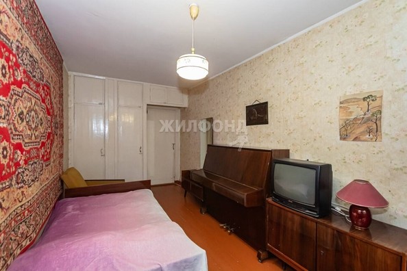 
   Продам 3-комнатную, 58.3 м², Иванова ул, 41

. Фото 4.