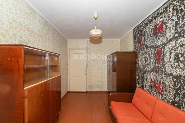 
   Продам 3-комнатную, 58.3 м², Иванова ул, 41

. Фото 5.