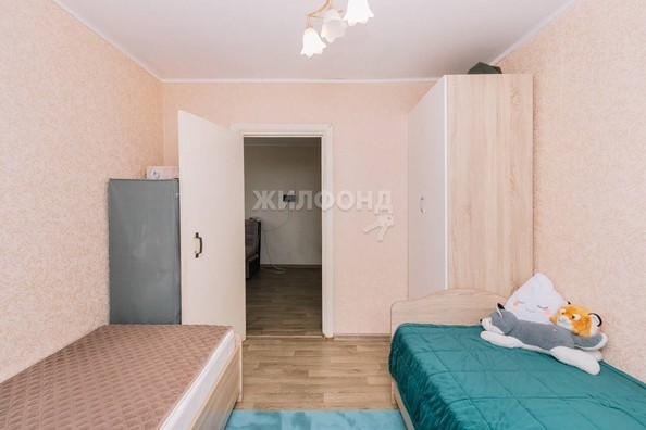 
   Продам 4-комнатную, 60.7 м², Челюскинцев ул, 38

. Фото 2.