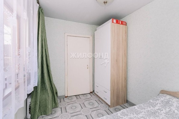 
   Продам 4-комнатную, 60.7 м², Челюскинцев ул, 38

. Фото 4.