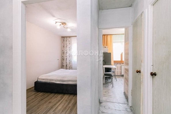 
   Продам 4-комнатную, 60.7 м², Челюскинцев ул, 38

. Фото 21.