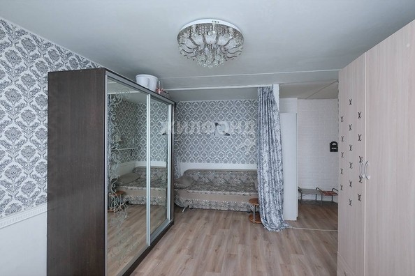 
   Продам 1-комнатную, 29 м², Забалуева ул, 12

. Фото 4.