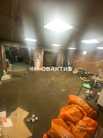 
  Продам гараж, 75 м², Новосибирск

. Фото 3.