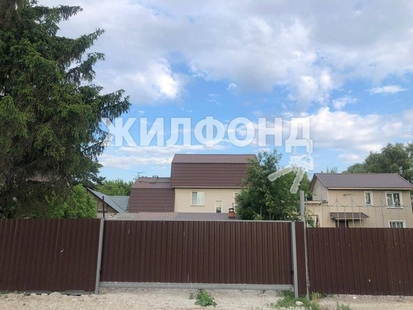 
   Продам дом, 26.1 м², Новосибирск

. Фото 1.