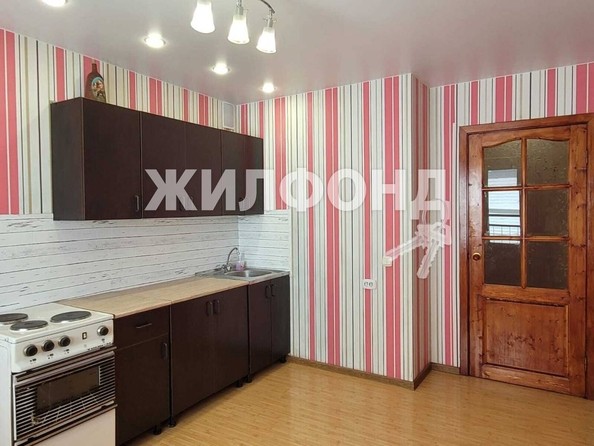 
   Продам 1-комнатную, 43.2 м², Михаила Немыткина ул, 10

. Фото 13.