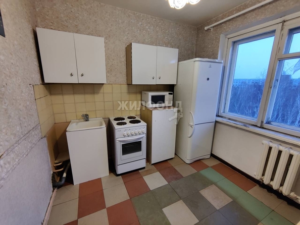 
   Продам 1-комнатную, 33.9 м², Краснообск, 6

. Фото 3.