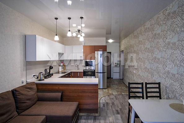 
   Продам 2-комнатную, 56.4 м², Виктора Уса ул, 4

. Фото 4.