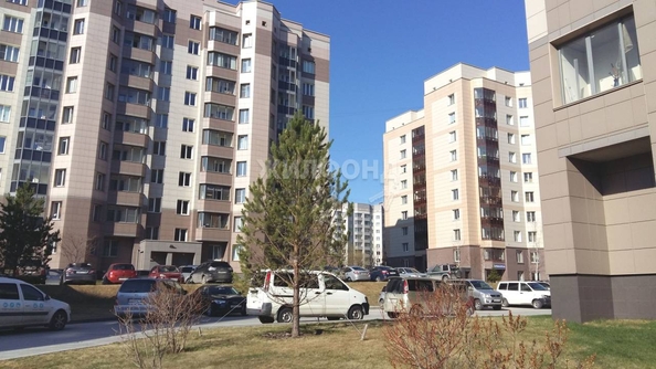 
   Продам 2-комнатную, 55.1 м², Молодежная ул, 2

. Фото 2.