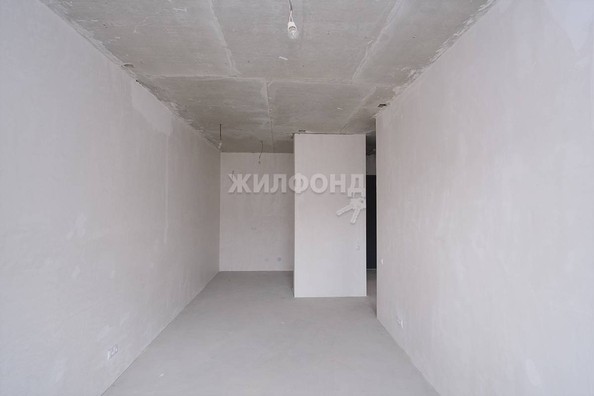 
   Продам 2-комнатную, 46 м², Красный пр-кт, 220

. Фото 5.