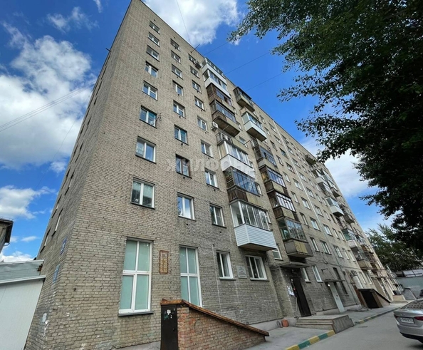 
   Продам 3-комнатную, 60 м², Трикотажная ул, 29

. Фото 3.