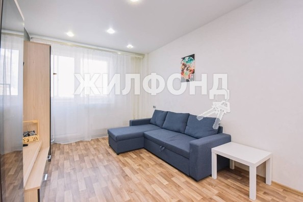 
   Продам 2-комнатную, 51.7 м², Дмитрия Шмонина ул, 10

. Фото 3.
