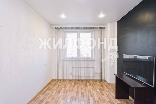 
   Продам 2-комнатную, 51.7 м², Дмитрия Шмонина ул, 10

. Фото 23.