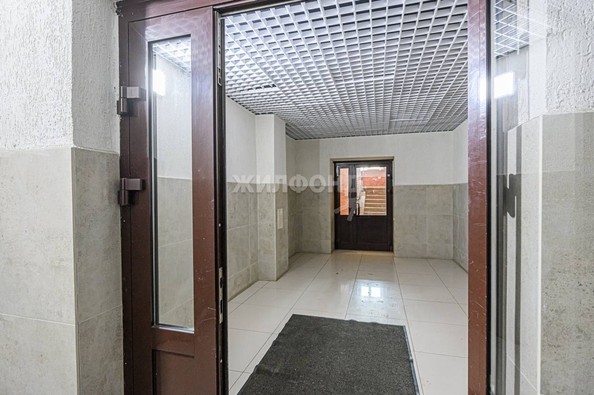 
   Продам 3-комнатную, 84 м², Лескова ул, 19

. Фото 20.