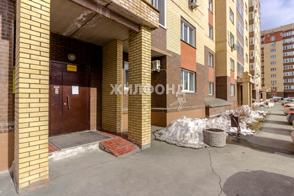 
   Продам 3-комнатную, 83.6 м², Лескова ул, 19

. Фото 4.