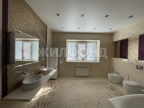 
   Продам дом, 680 м², Новосибирск

. Фото 9.