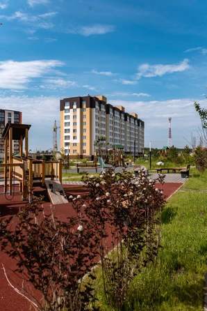 
   Продам 3-комнатную, 64.2 м², Фламинго, дом 22

. Фото 1.