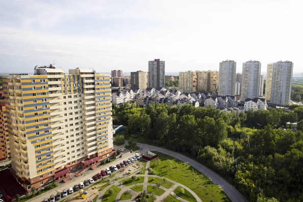 
   Продам 2-комнатную, 59.2 м², Выборная ул, 91/4

. Фото 10.